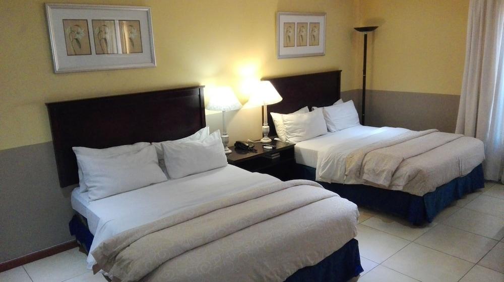 Villa Via Hotel Midrand Exteriör bild