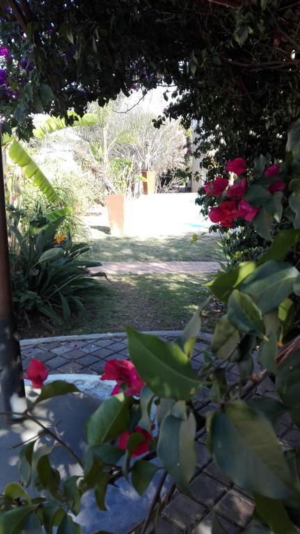 Villa Via Hotel Midrand Exteriör bild