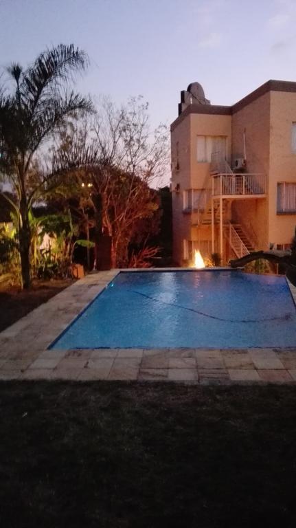 Villa Via Hotel Midrand Exteriör bild